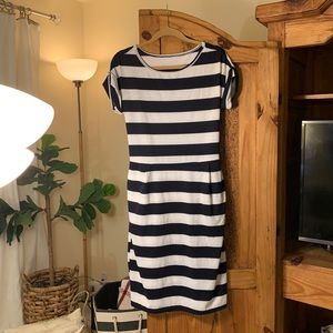 Knee length, NAVY & WHITE belt dress with pockets.